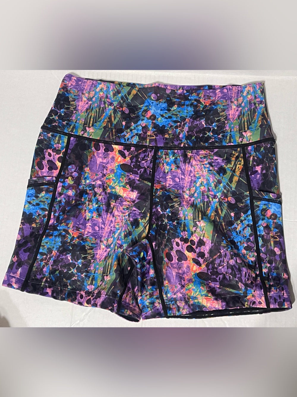 CVG Constantly Varied Gear 5 inch Shorts - size L - Hurricane - EUC